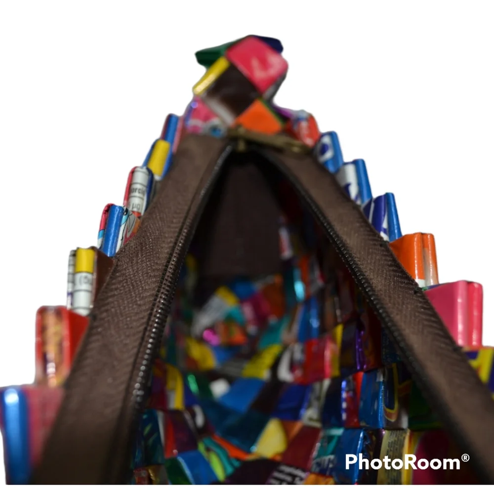 Like new Candy Wrapper purse. Recycled candy/gum wrapper - Picture 15 of 15